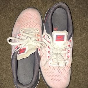 Nike flex 2016 run tennis shoes